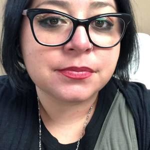 Meet your Posher, Anacelia